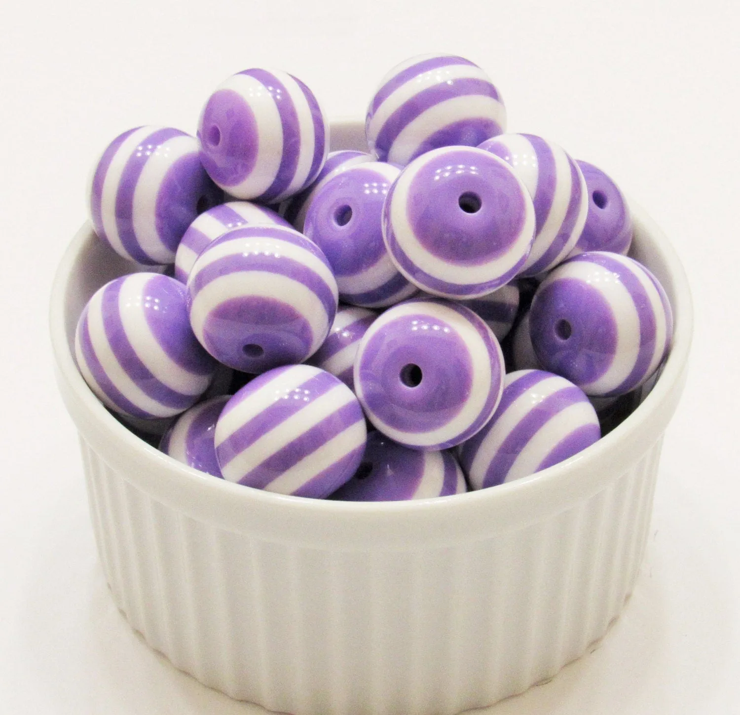20mm Chunky Purple & White Striped Bubblegum Bead, Bubblegum Striped Bead, Gumball Bead Striped Bead, Chunky Necklace Supply Bead