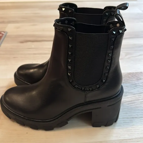 BCBGeneration Trista Fashion Boot black studded