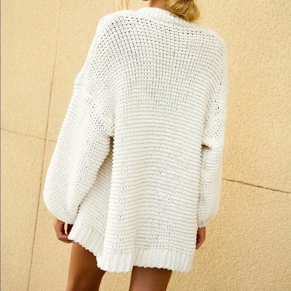 Cardigan chunky sweater thick twist braid cable knit cream white wide sleeve