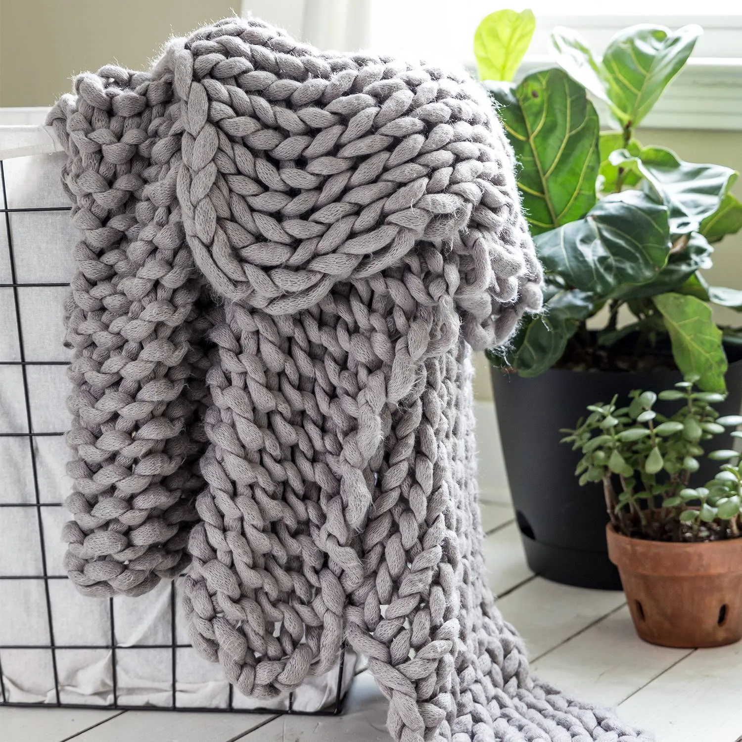Chunky Knit Throw in Mauve