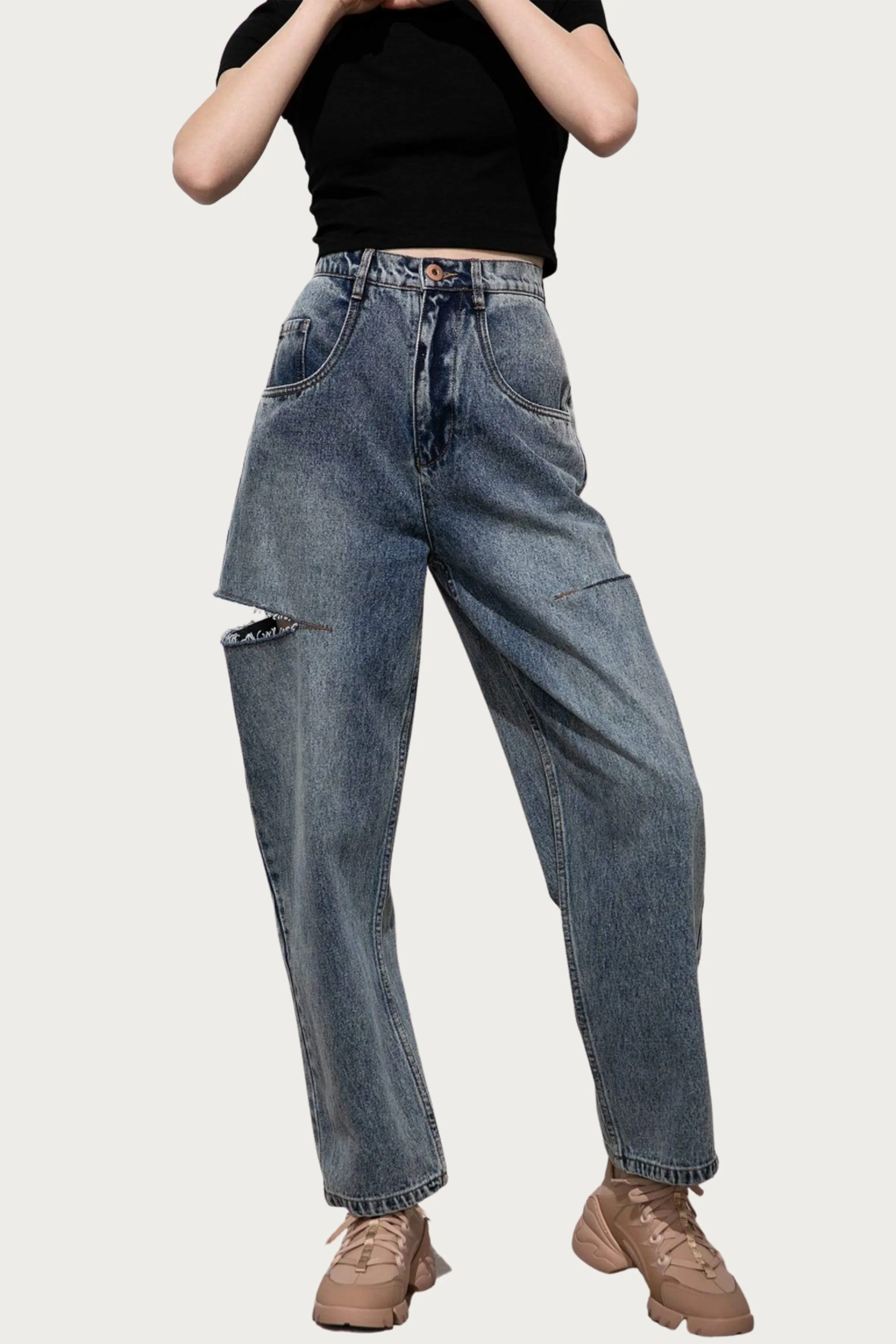 CUTOUT HIGH-WAIST JEANS