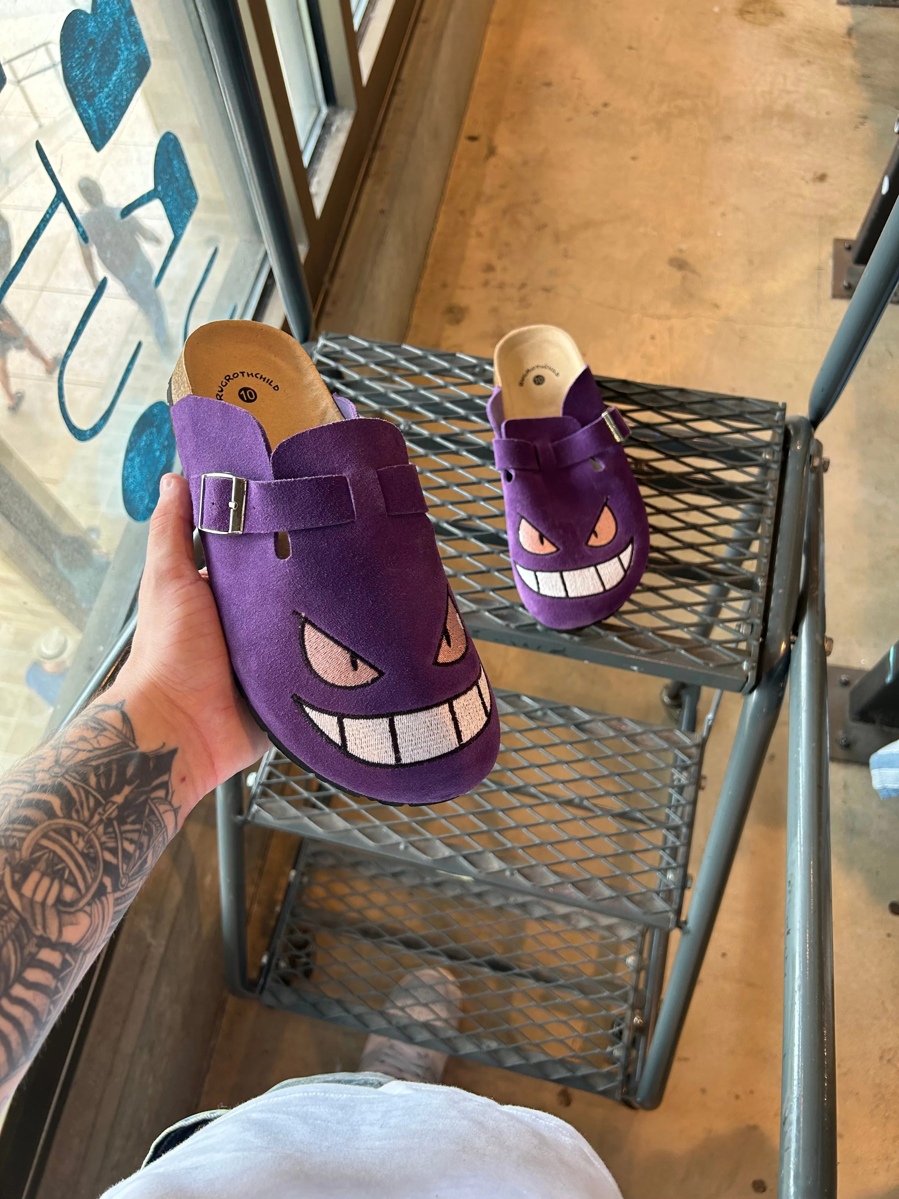 GENGAR CLOGS