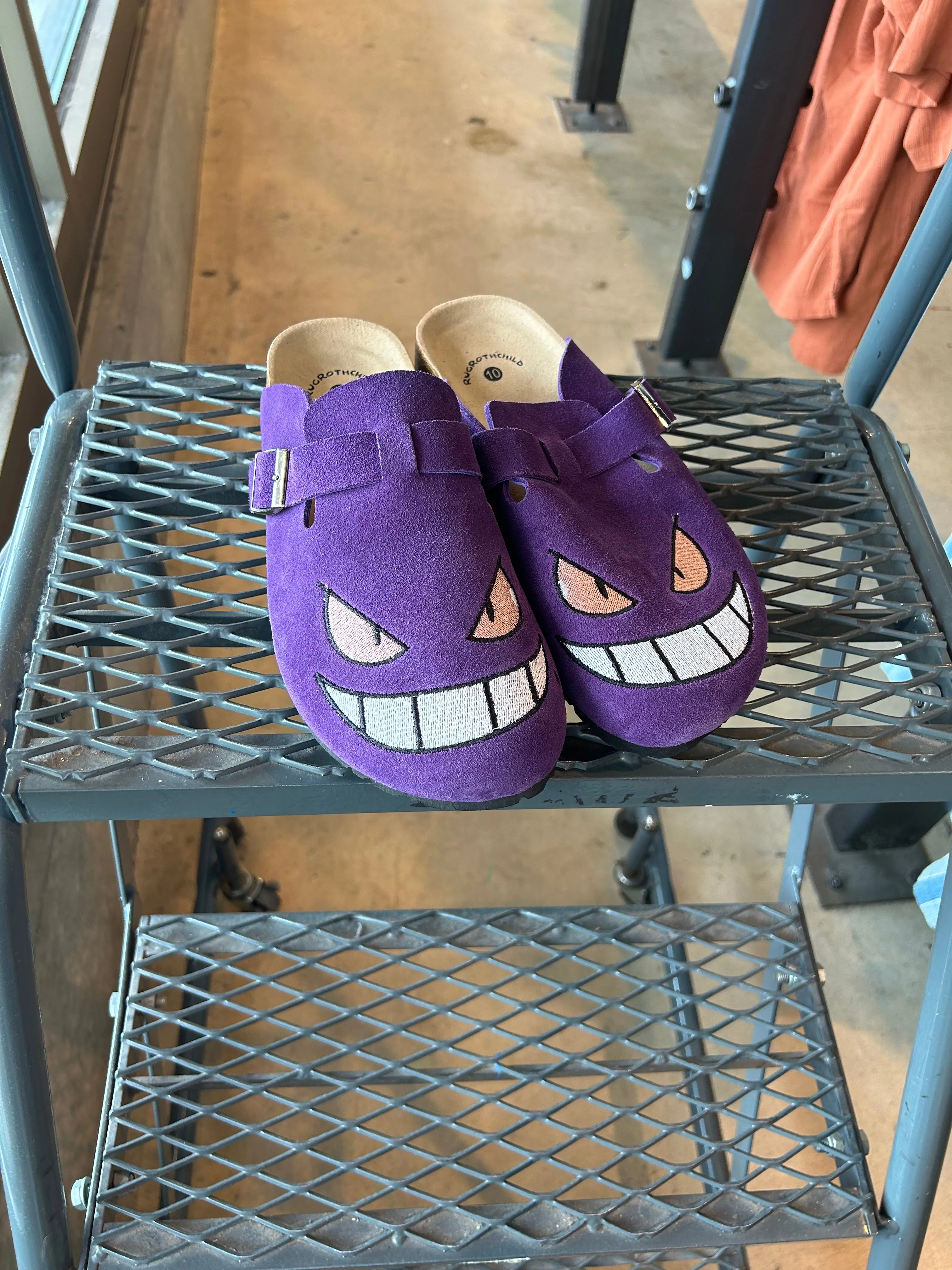 GENGAR CLOGS
