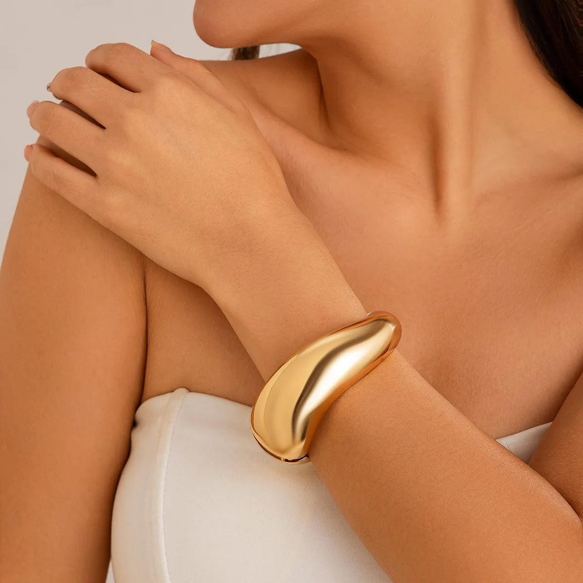 Geometric Chunky Gold Silver Tone Curved Wide Cuff Bangle Bracelet