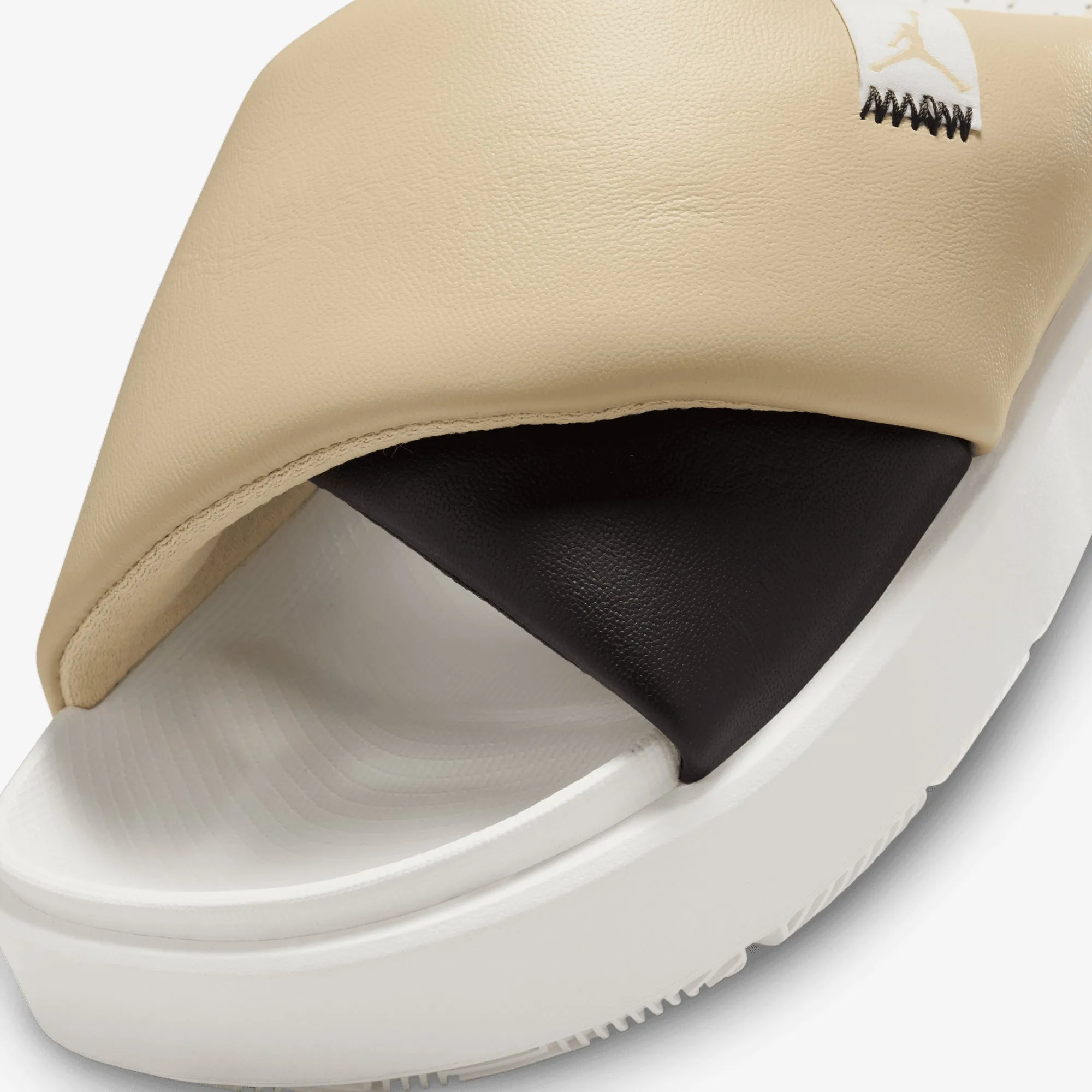 Jordan | WMN'S SOPHIA  { SHADOW BROWN/TEAM GOLD-SAIL