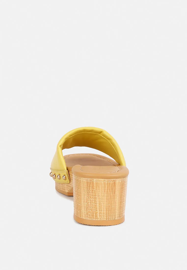 Minny Textured Heel Leather Slip On Sandals By Ruw