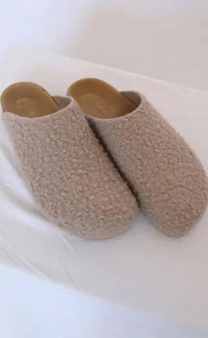 seychelles: new routine slide