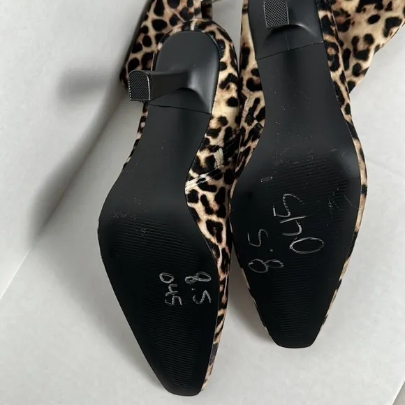 Steve Madden Vakay Fashion Boot Leopard Animal Print Ankle Heeled Bootie NOWB