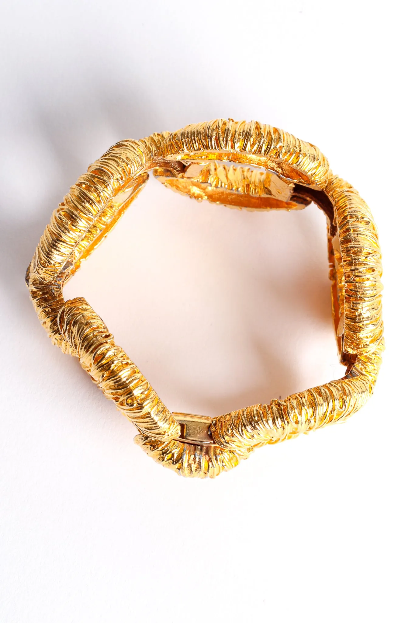 Textured Round Link Bracelet