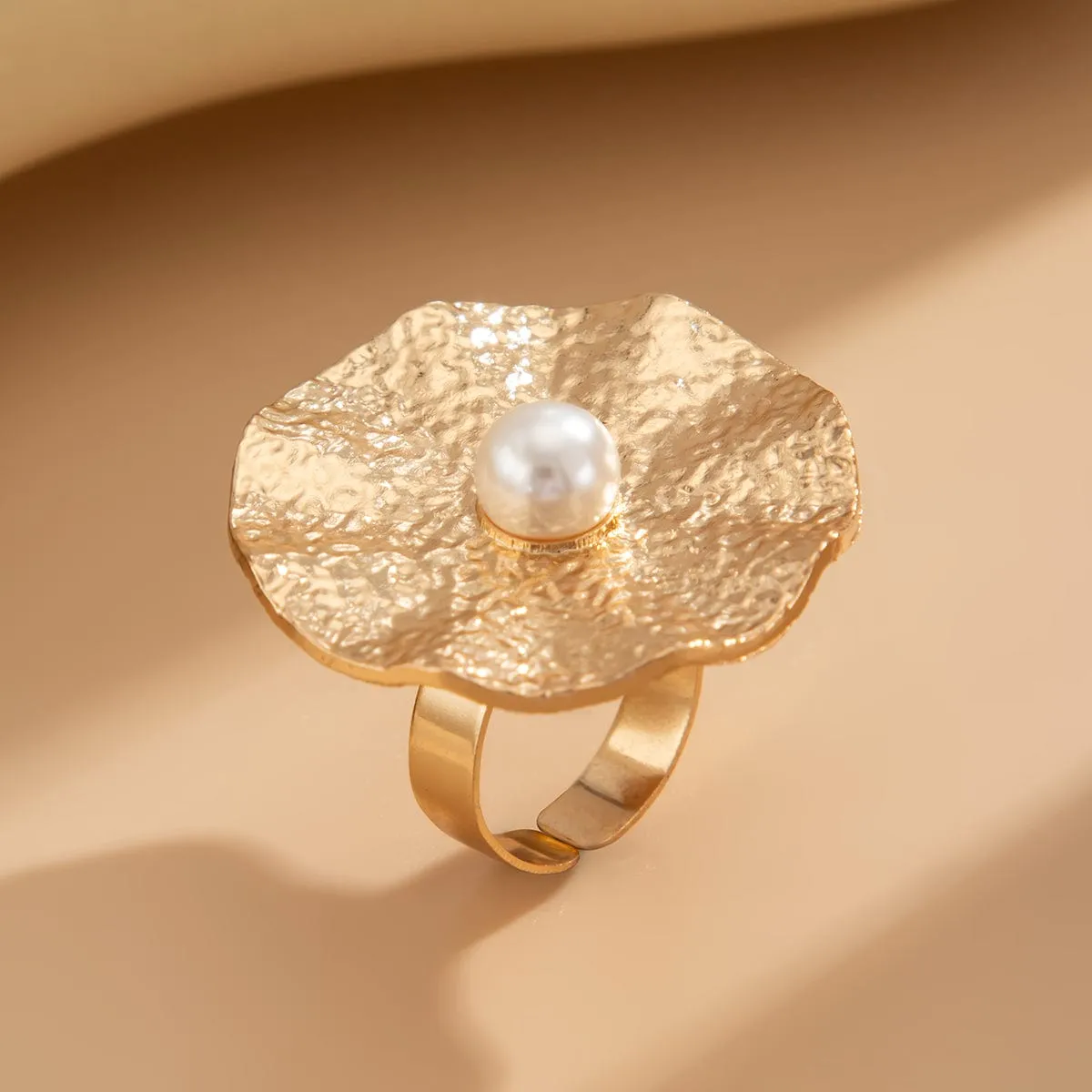 Trendy Chunky Pearl Lotus Leaf Ring